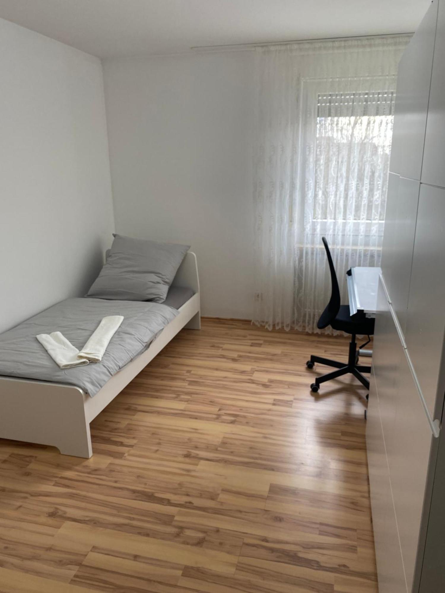 3 Zimmerwohnung Naehe Autobahn A8 Augsburg Exteriér fotografie